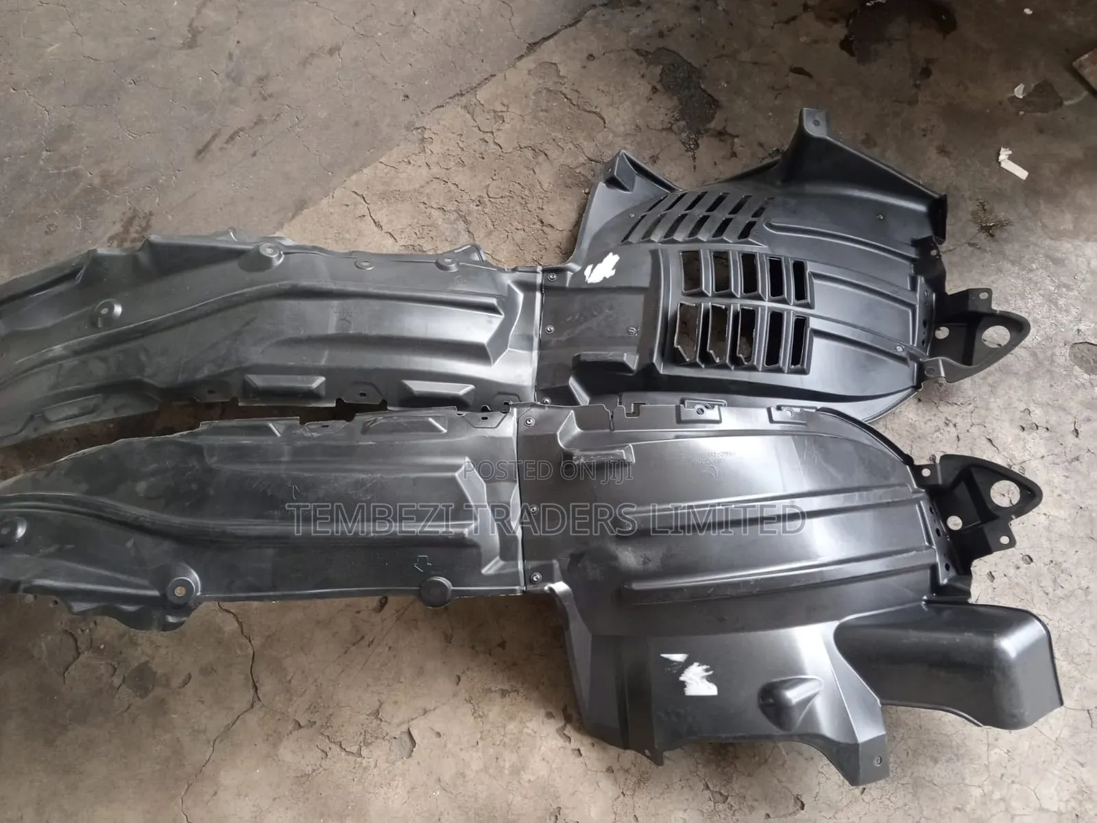 Stone Guards Landcruiser V8 Fj 200 Model