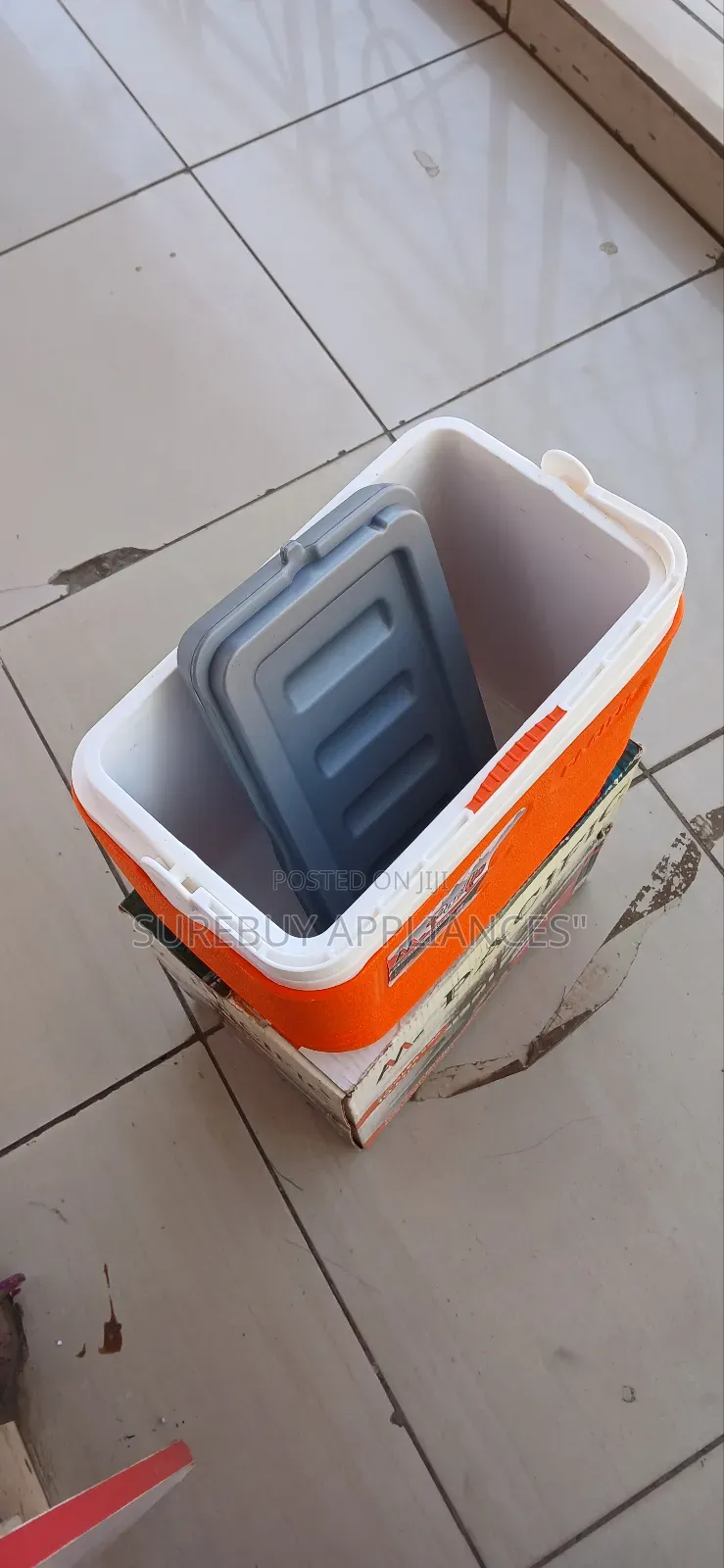 Pacific 10l Portable Ice Cooler Box