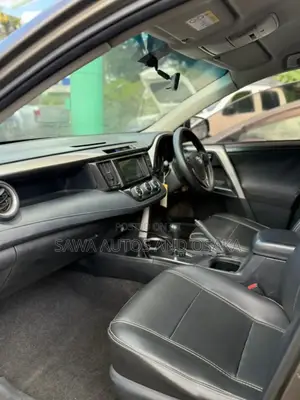 Toyota RAV4 2016 Gold