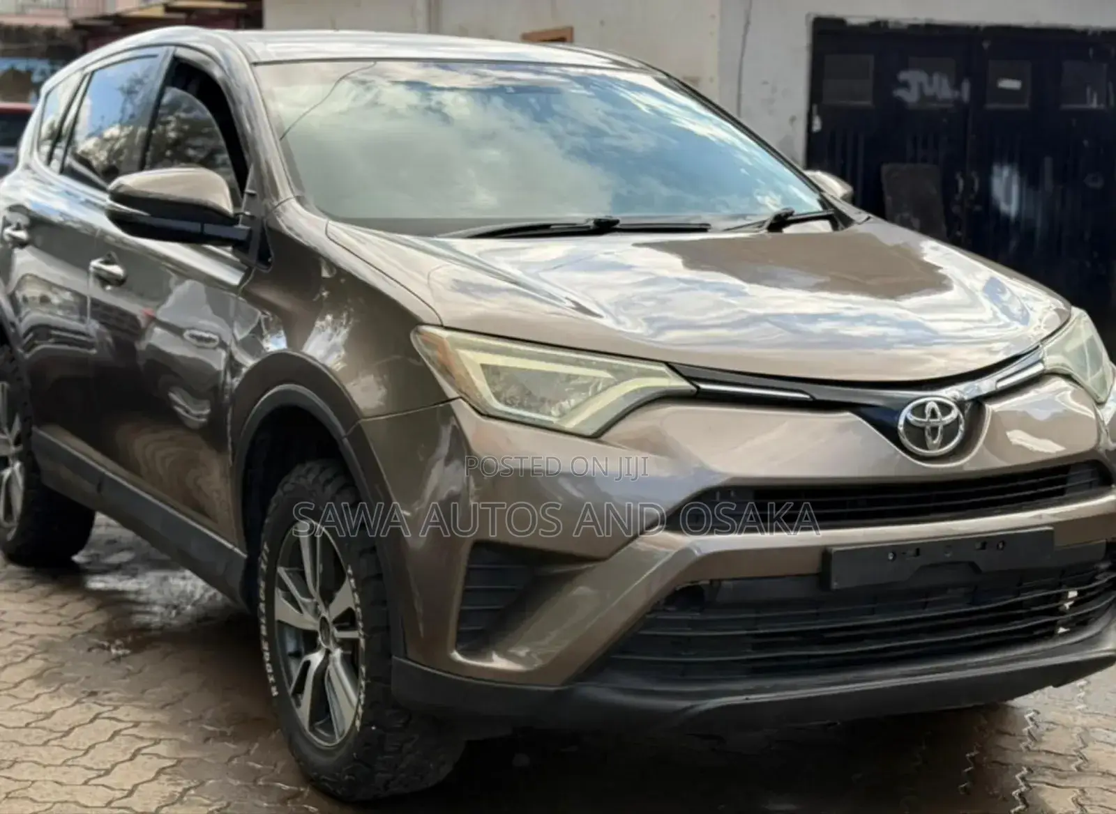 Toyota RAV4 2016 Gold