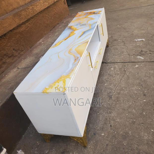 Executive 5.5fts Tv Stand