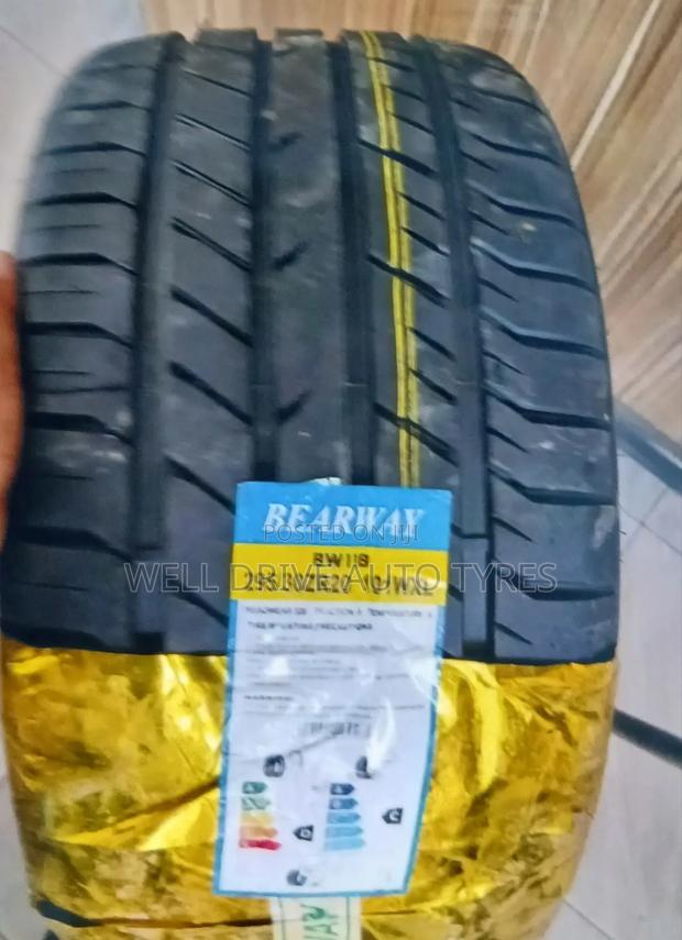 295/30zr20  Bearway Tyres - main view