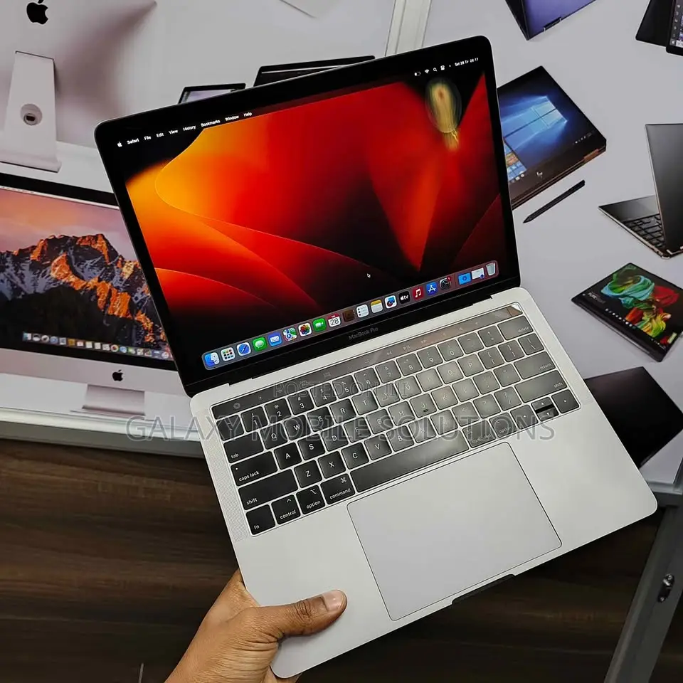 Laptop Apple MacBook Pro 2018 16GB Intel Core i7 SSD 256GB