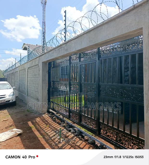 Slidding Grill Gate - main view