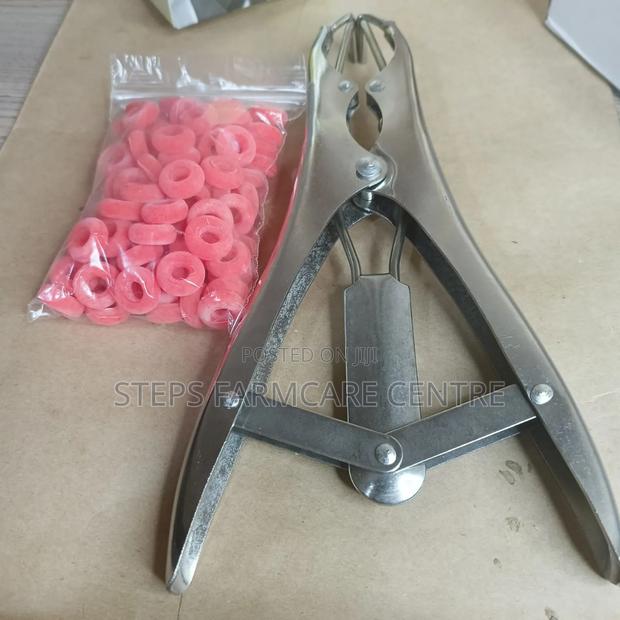 Metallic Elastrator With 100 Castration Rubbers