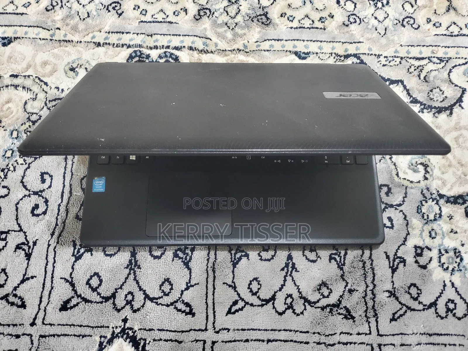 Laptop Acer Aspire ES1-512 4GB Intel Pentium HDD 256GB