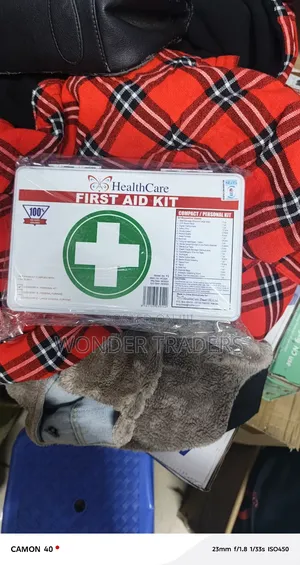 First Aid Kit Compact