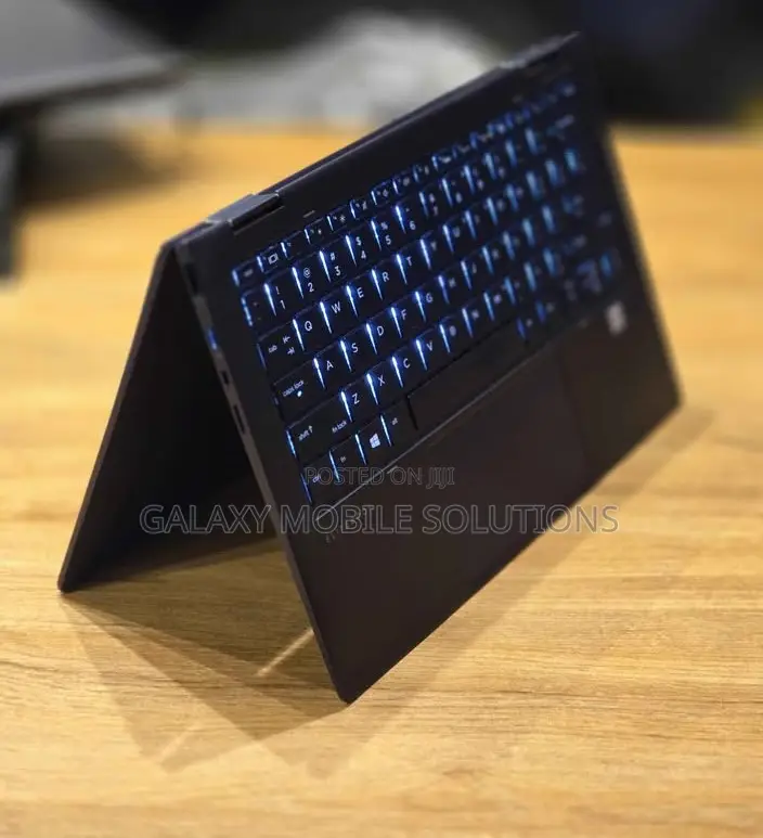 Laptop HP Dragonfly G3 16GB Intel Core i7 SSD 512GB