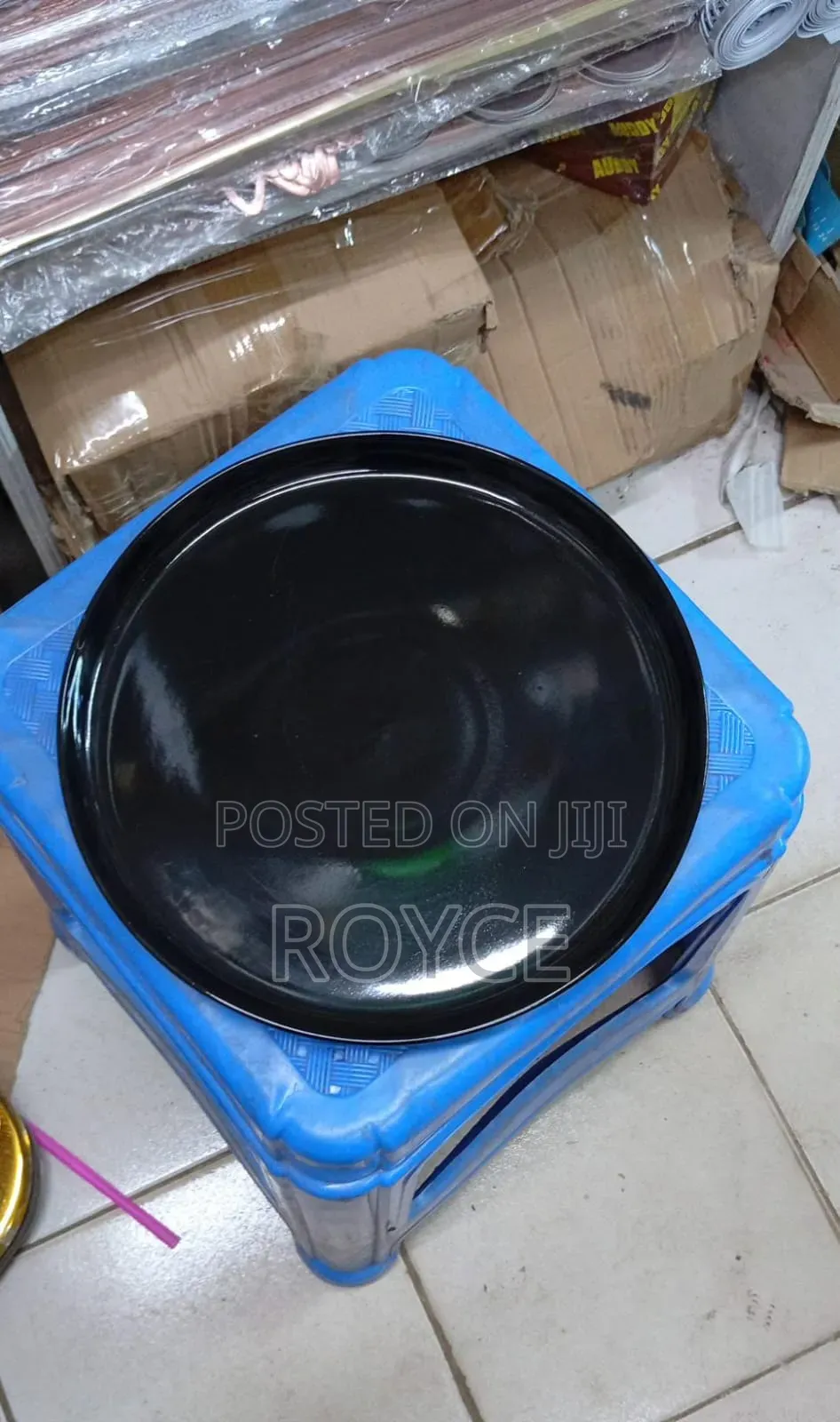 Round Black Platter - 10.5"