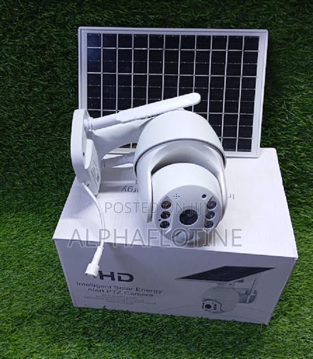 4g Connectivity for Remote Monitoring With Solar Energy CCTV Camera