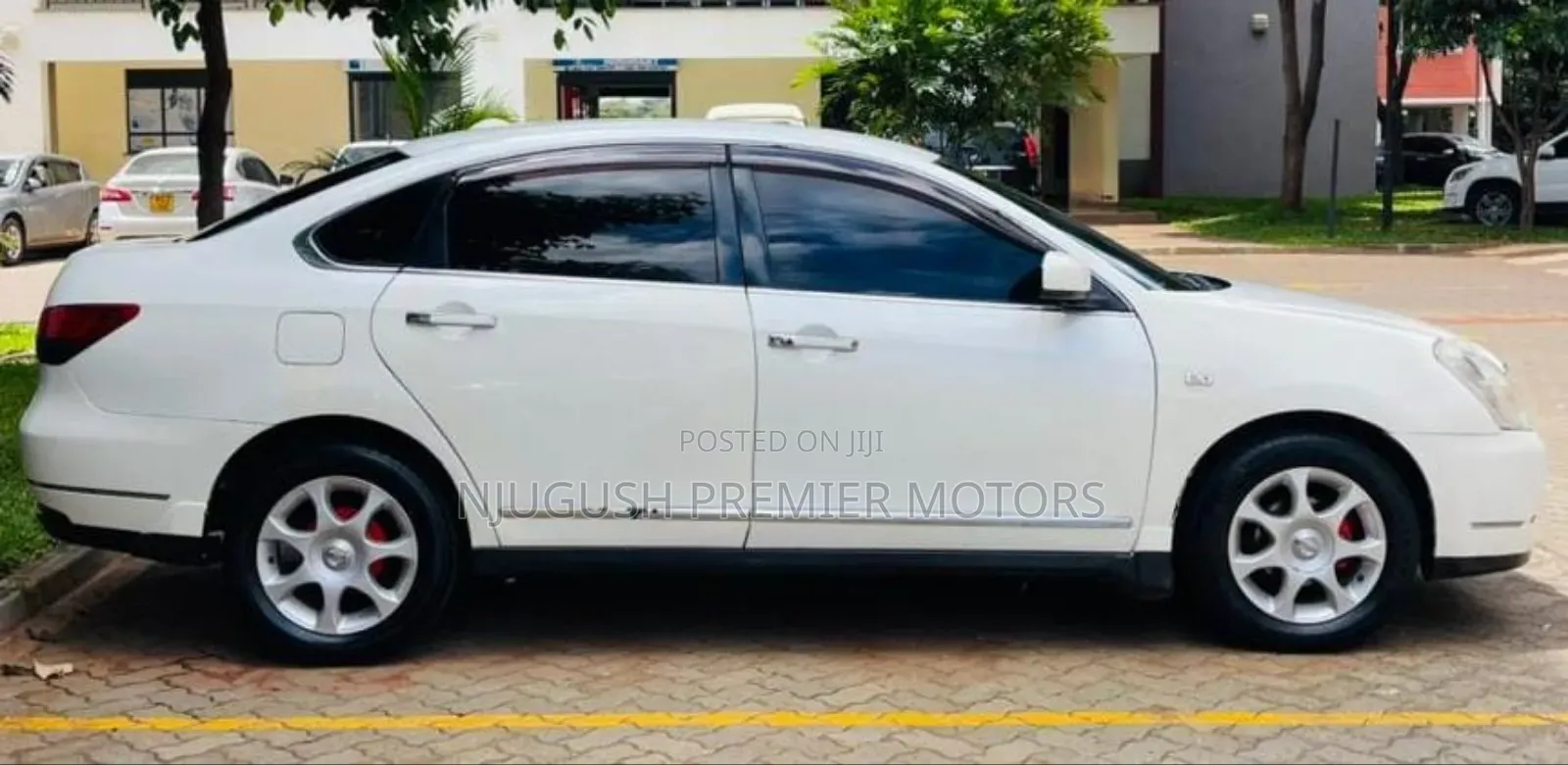 Nissan Bluebird 2012 White