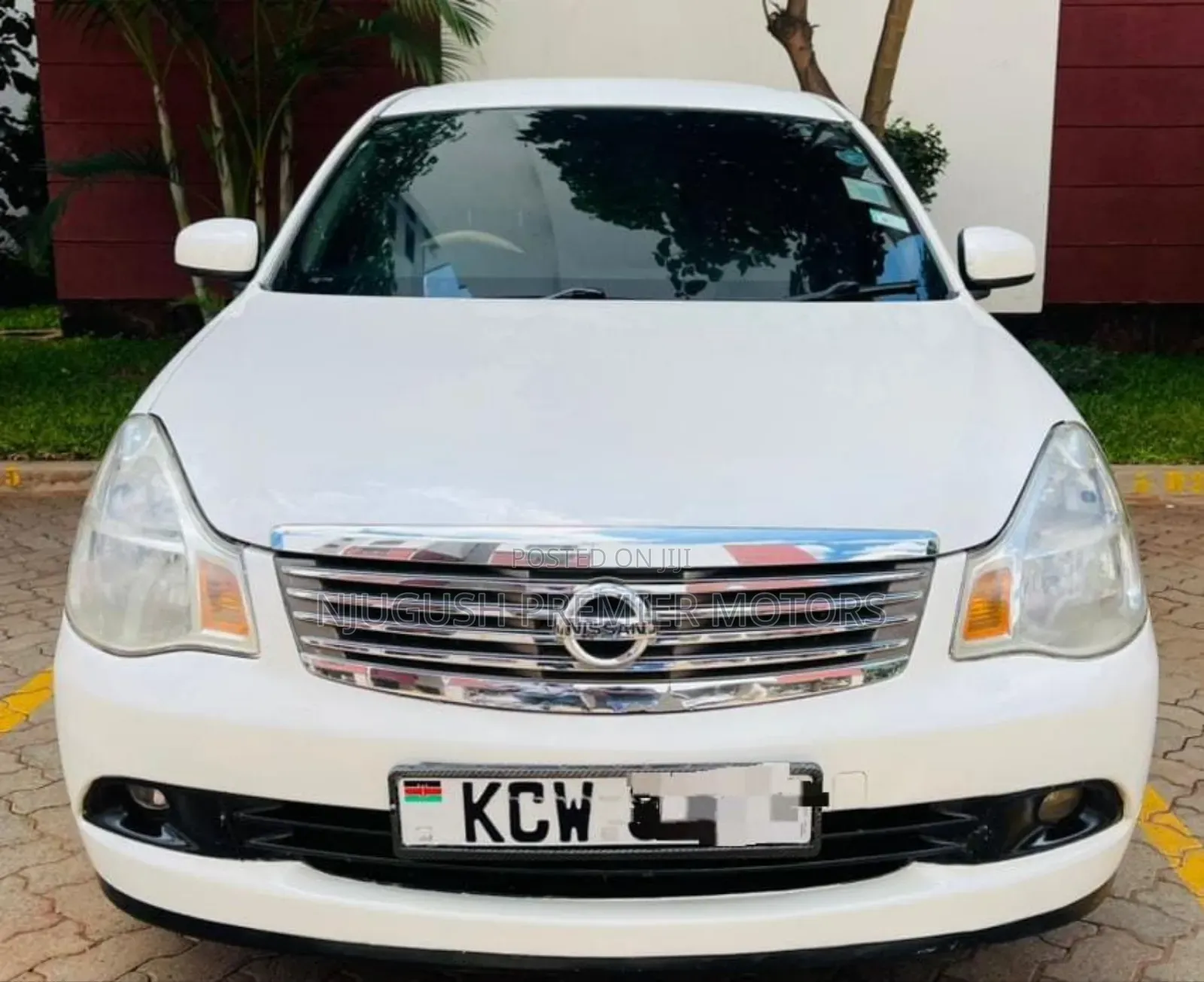 Nissan Bluebird 2012 White