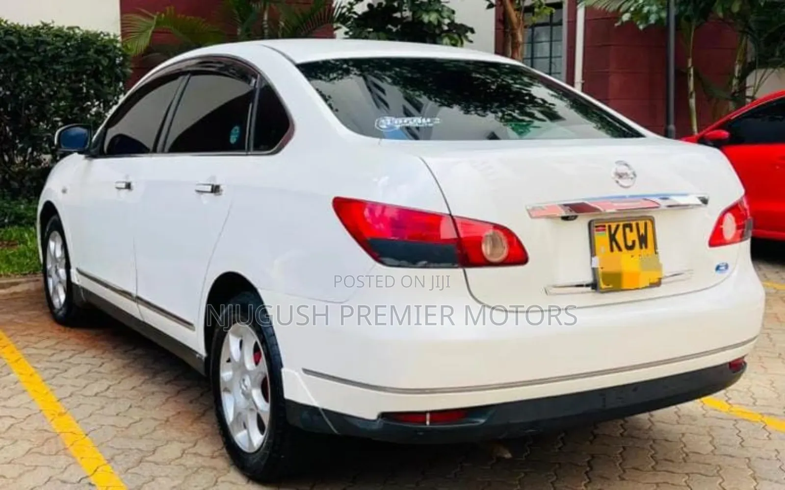 Nissan Bluebird 2012 White