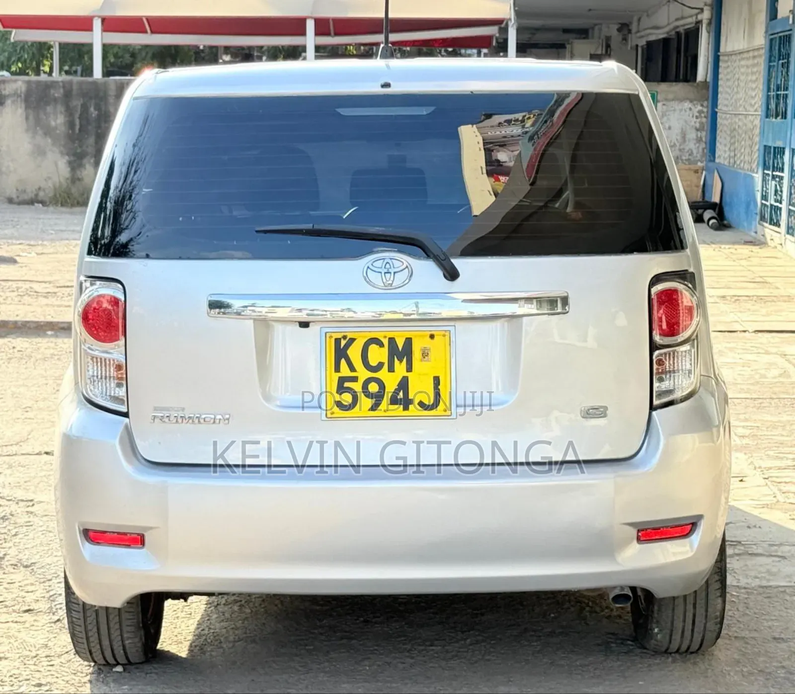 Toyota Corolla Rumion 2012 Silver