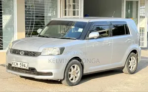 Toyota Corolla Rumion 2012 Silver