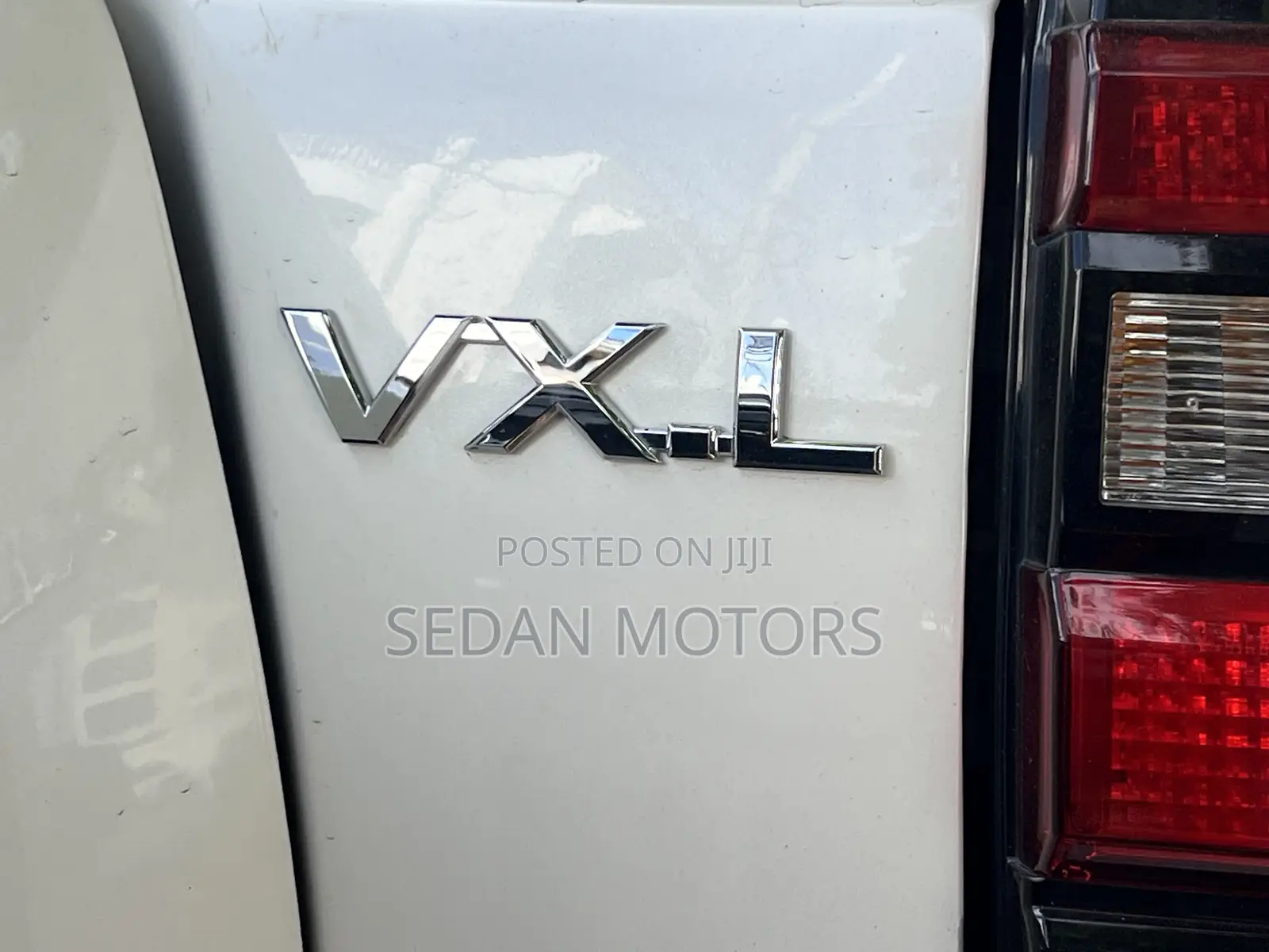 Toyota Land Cruiser Prado 2019 White