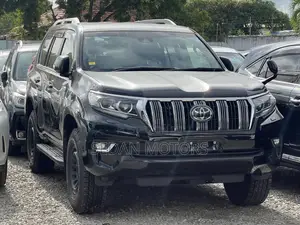 Toyota Land Cruiser Prado 2019 Black