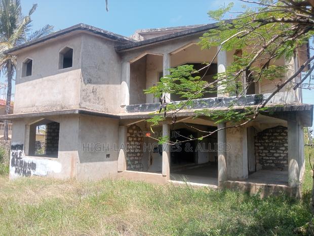 7bdrm Mansion in Shanzu Estate for sale