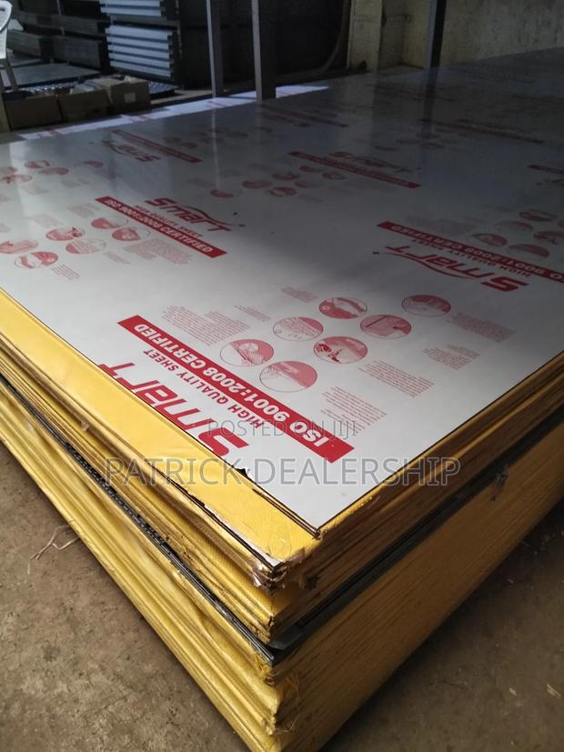 Hollow Polycarbonate Sheet - main view