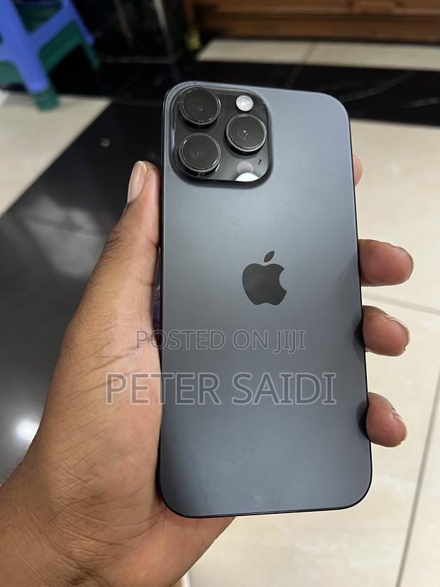 Apple iPhone 16 Pro Max 256 GB Black - thumbnail 2