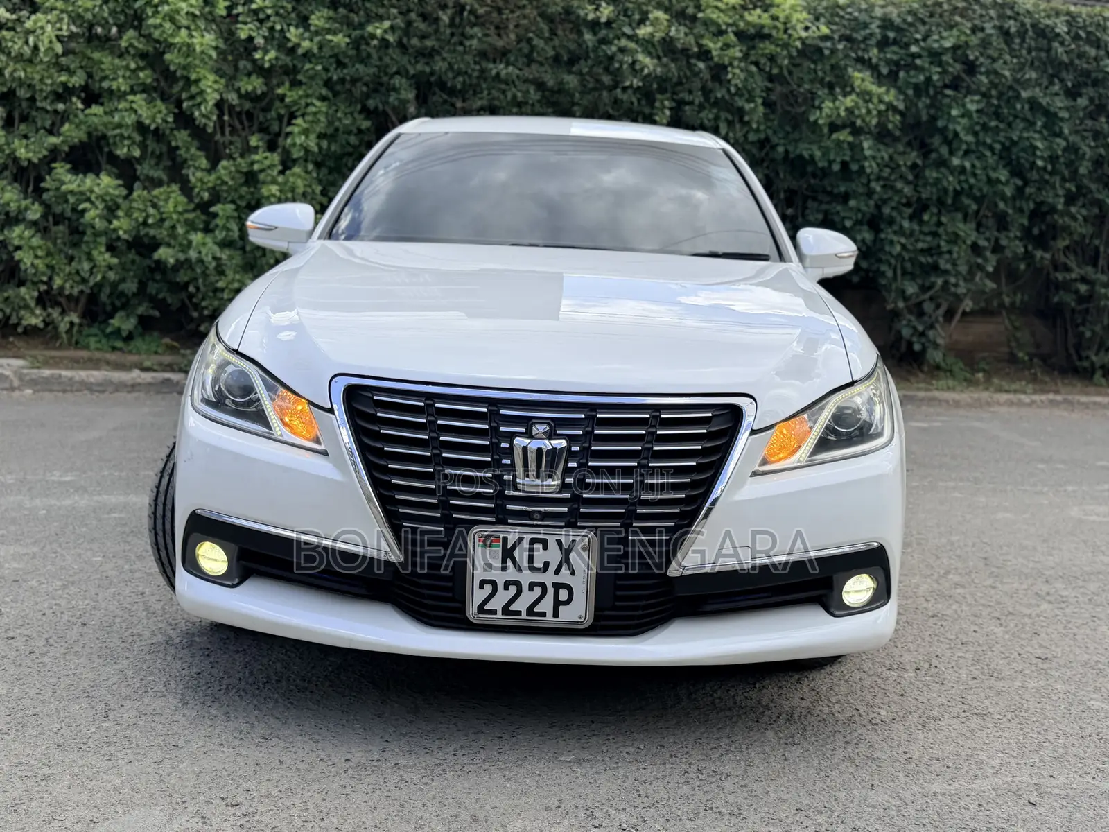 Toyota Crown 2013 White