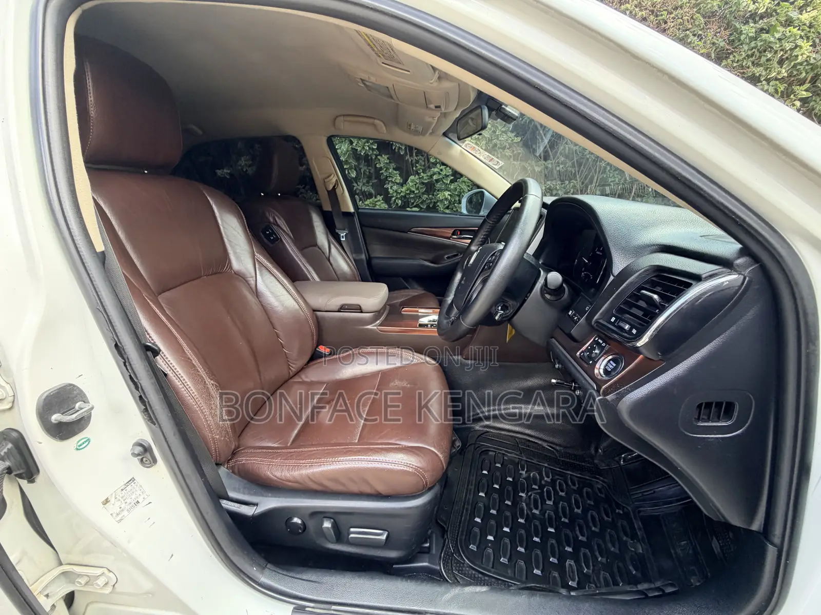 Toyota Crown 2013 White