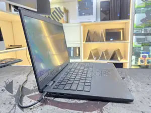Laptop Dell Latitude 3410 16GB Intel Core i7 SSD 2T