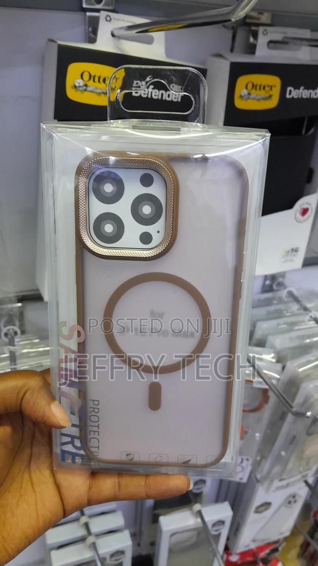 Tocol iPhone 16 Pro Max Magsafe Transluscent Matte Case -Brown