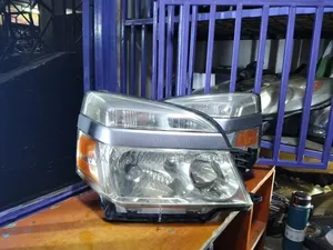 Toyota Voxy Model 2004/2007 Xenon Headlamp. Clean Ex Japan Motor Parts