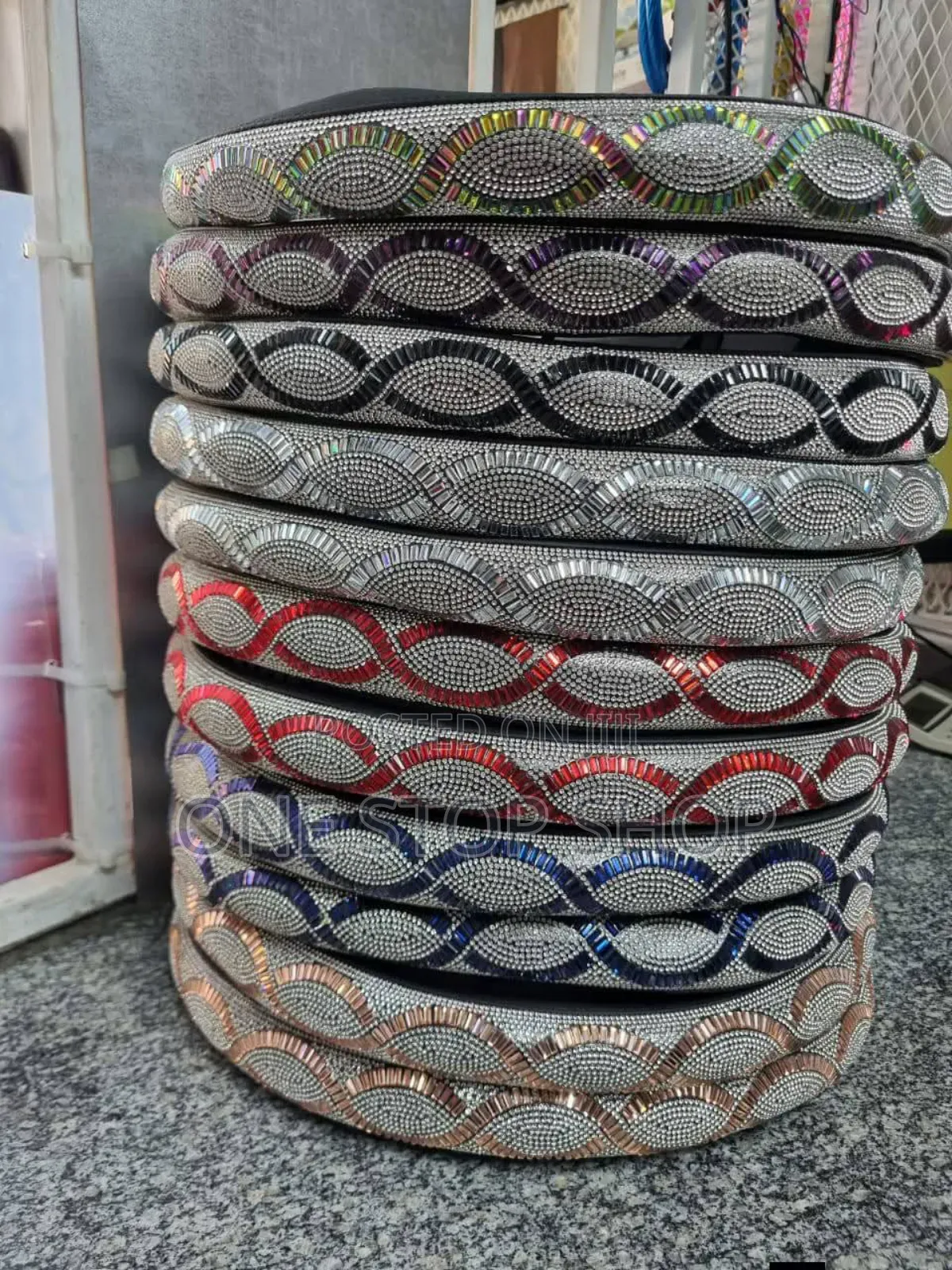 Glittering Crystals Heavy Steering Wheel Cover in Black,Red,Blue,Gold
