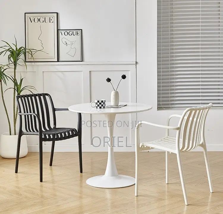 Home Chair: Aero Stack Lightweight Outdoor Patio Chair