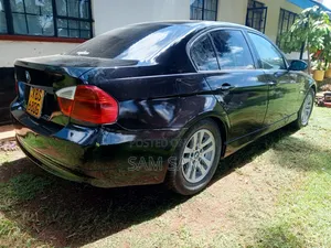 BMW 320i 2005 Black