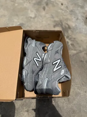 New Balance 9060 Gray