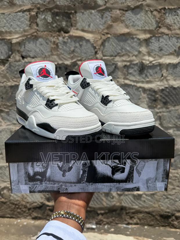 Jordan 4 Unisex Sneakers - main view