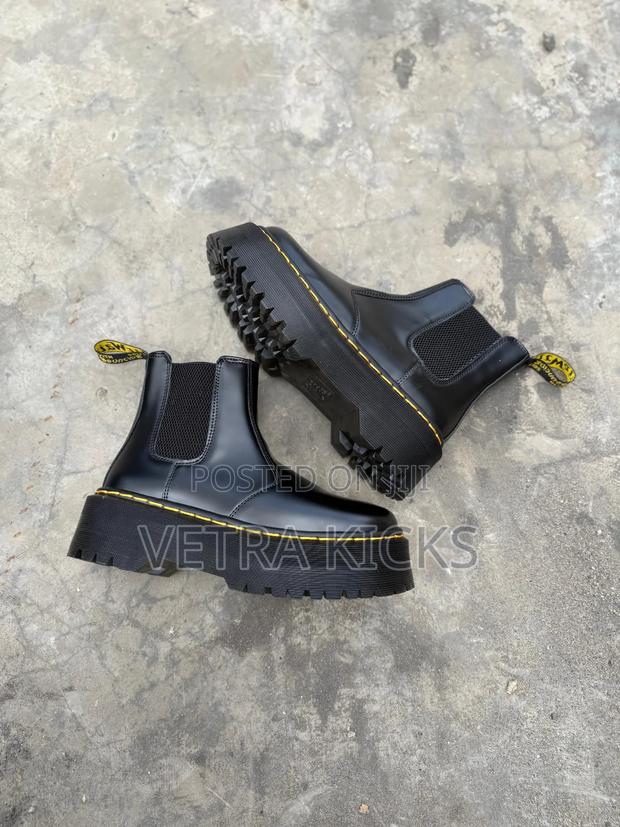 Dr Martins Boot - thumbnail 3