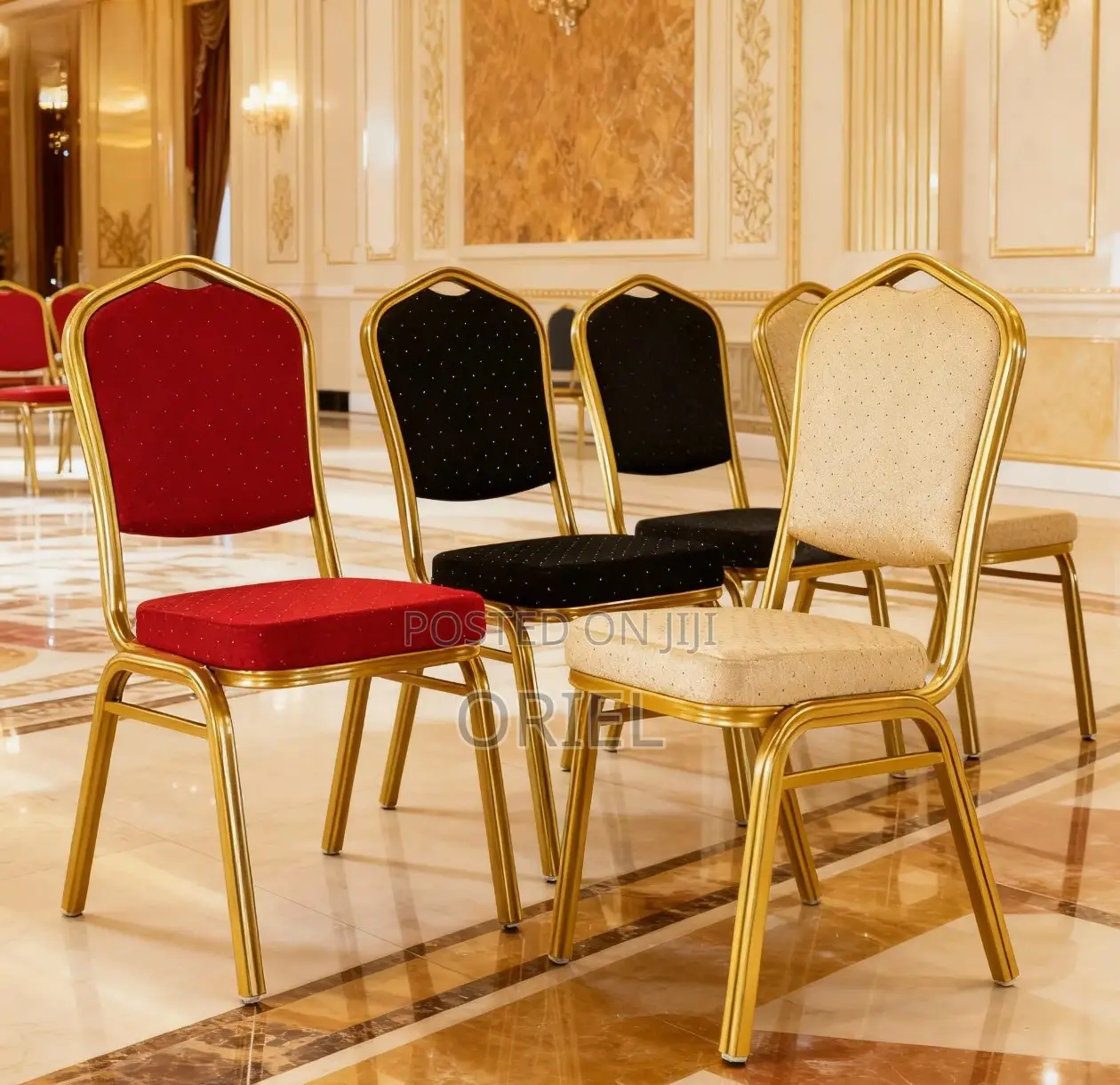 Conference Chair: Comfort Hub Stackable Banquet Chair