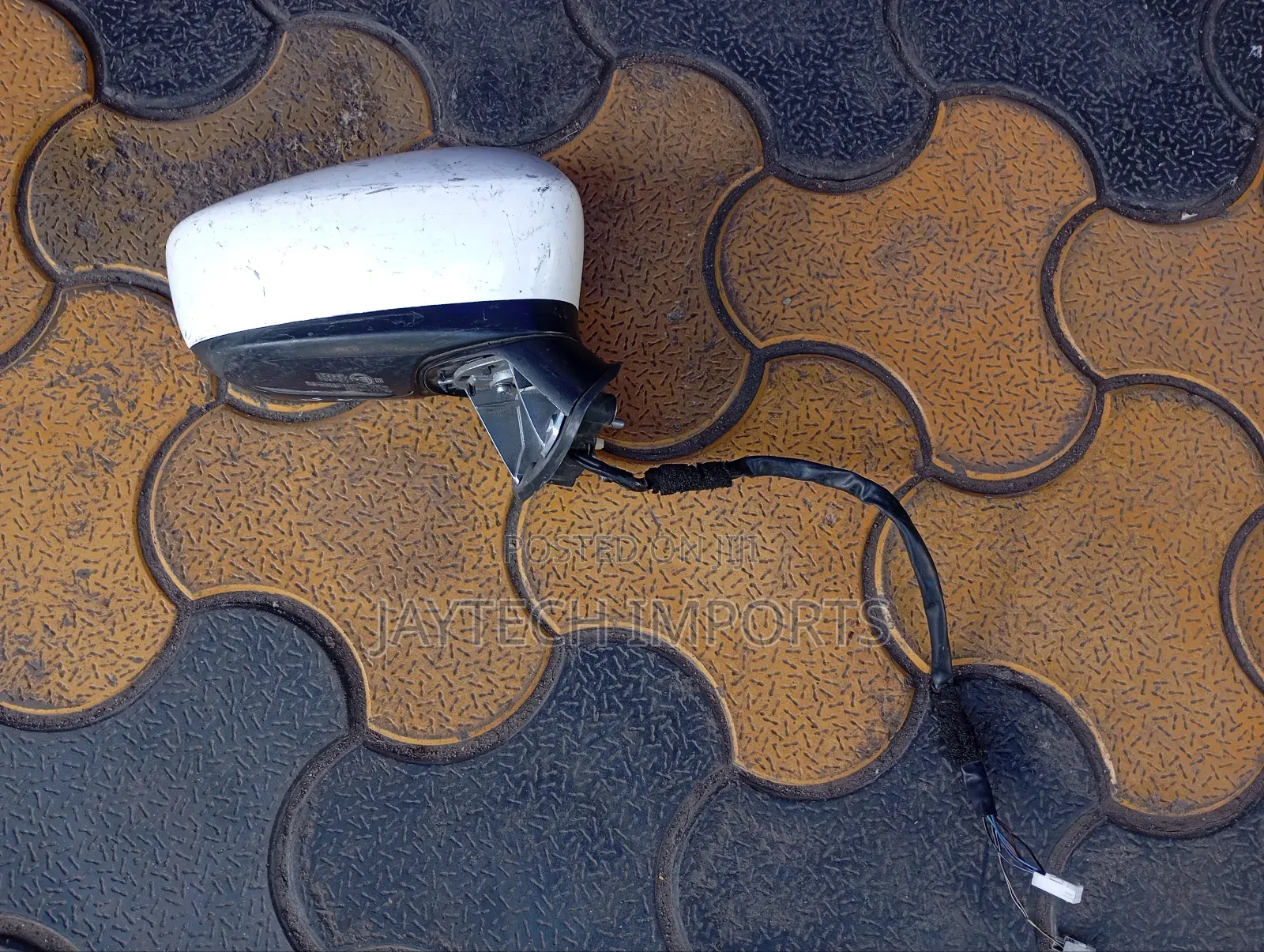 Demio 2015 Sidemirror