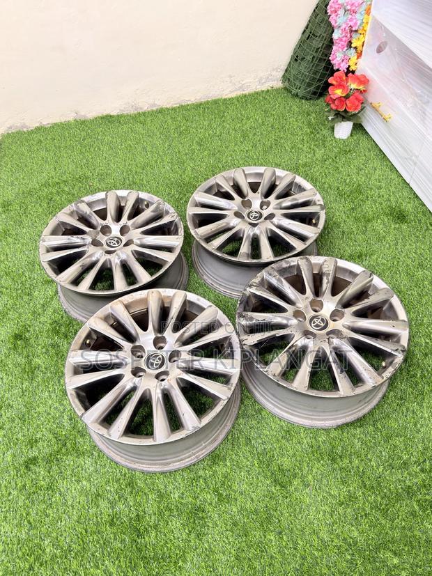 Rims for Toyota Harrier - thumbnail 2