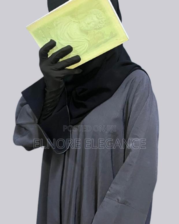 Elegant Grey Handslit Abaya. - thumbnail 2