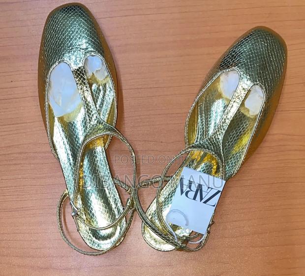 Zara Flat Sandals for Sell - thumbnail 2