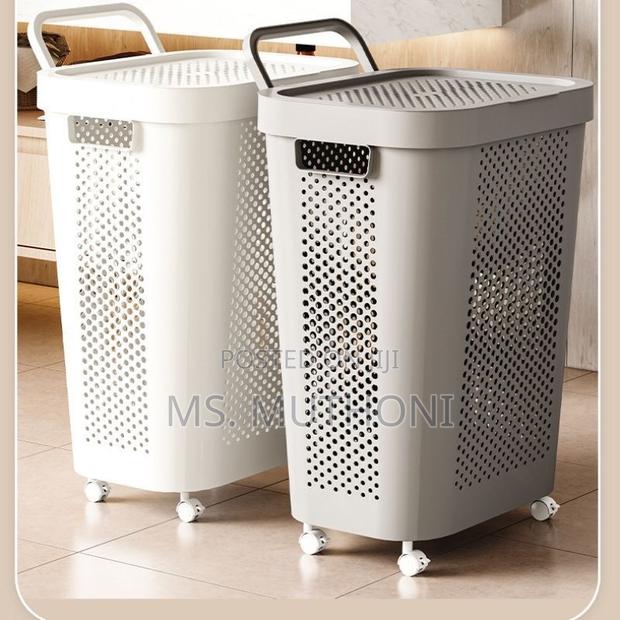 Rolling Laundry Hamper With Lid - main view