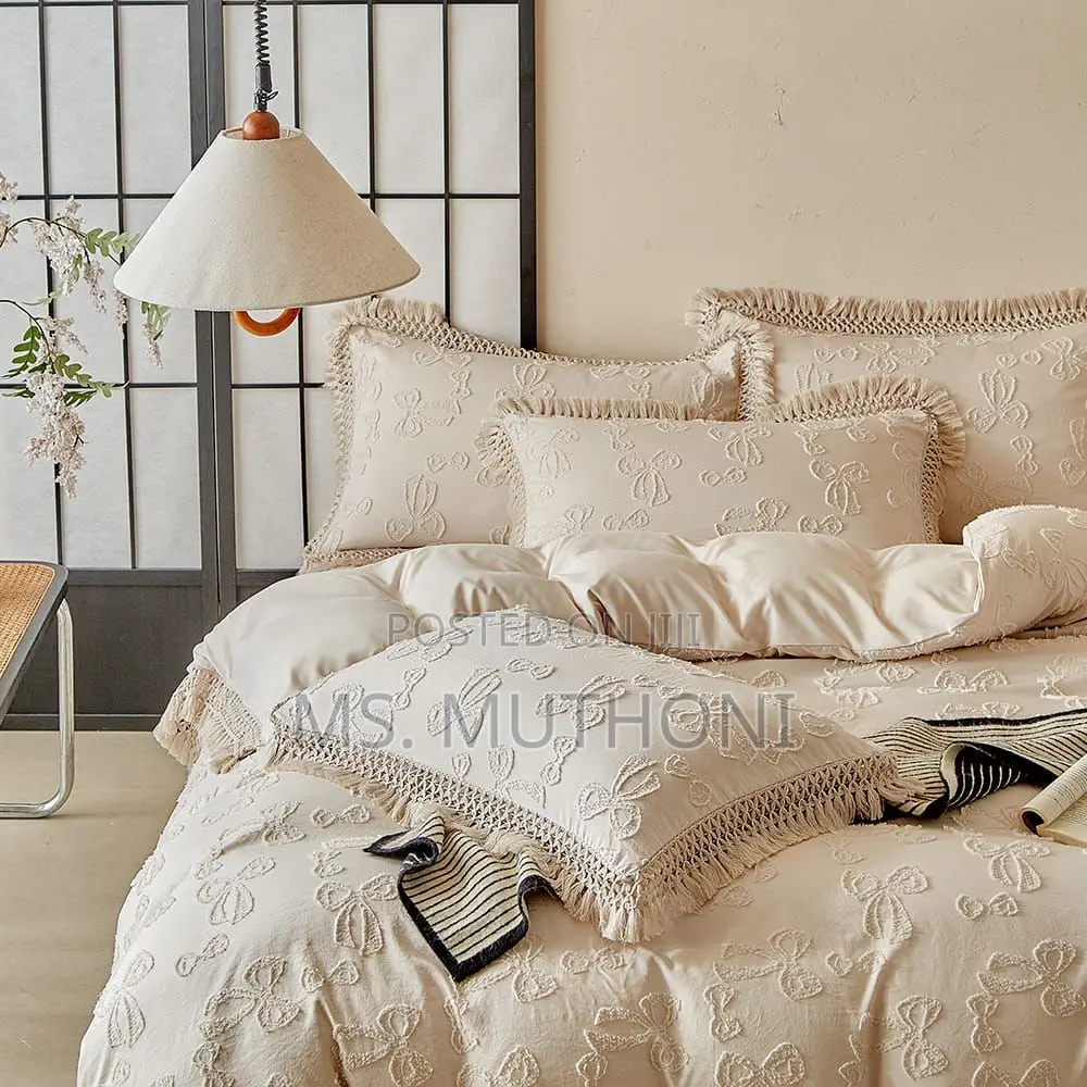 High Quality 4-Piece Duvet Cover Set – Luxury, Comfort Style
