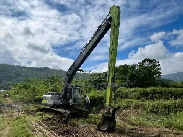Long Arm Excavator for Hire - thumbnail 3