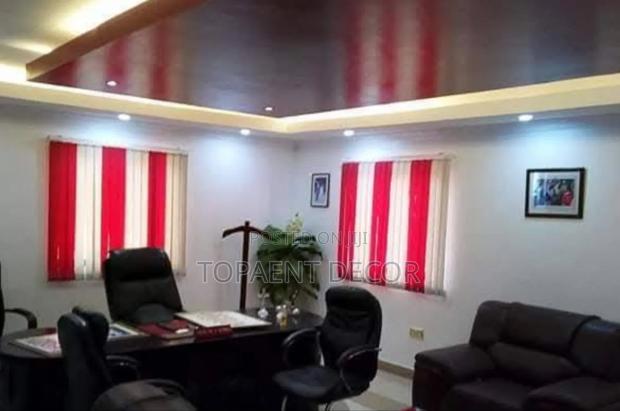 White And Red Mix Modern Window Deserve Modern Blinds - main view