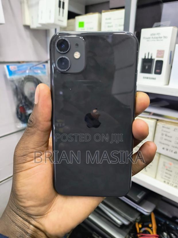 Apple iPhone 11 64 GB Black - thumbnail 3