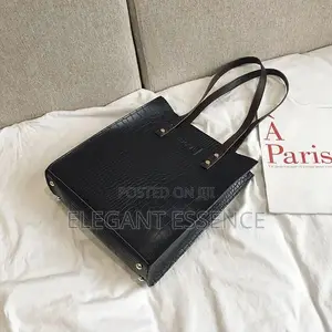 Minimalist Pu Leather Laptop Tote
