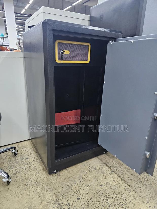 Fireproof Safe Boxes Elten 120kgs - thumbnail 2
