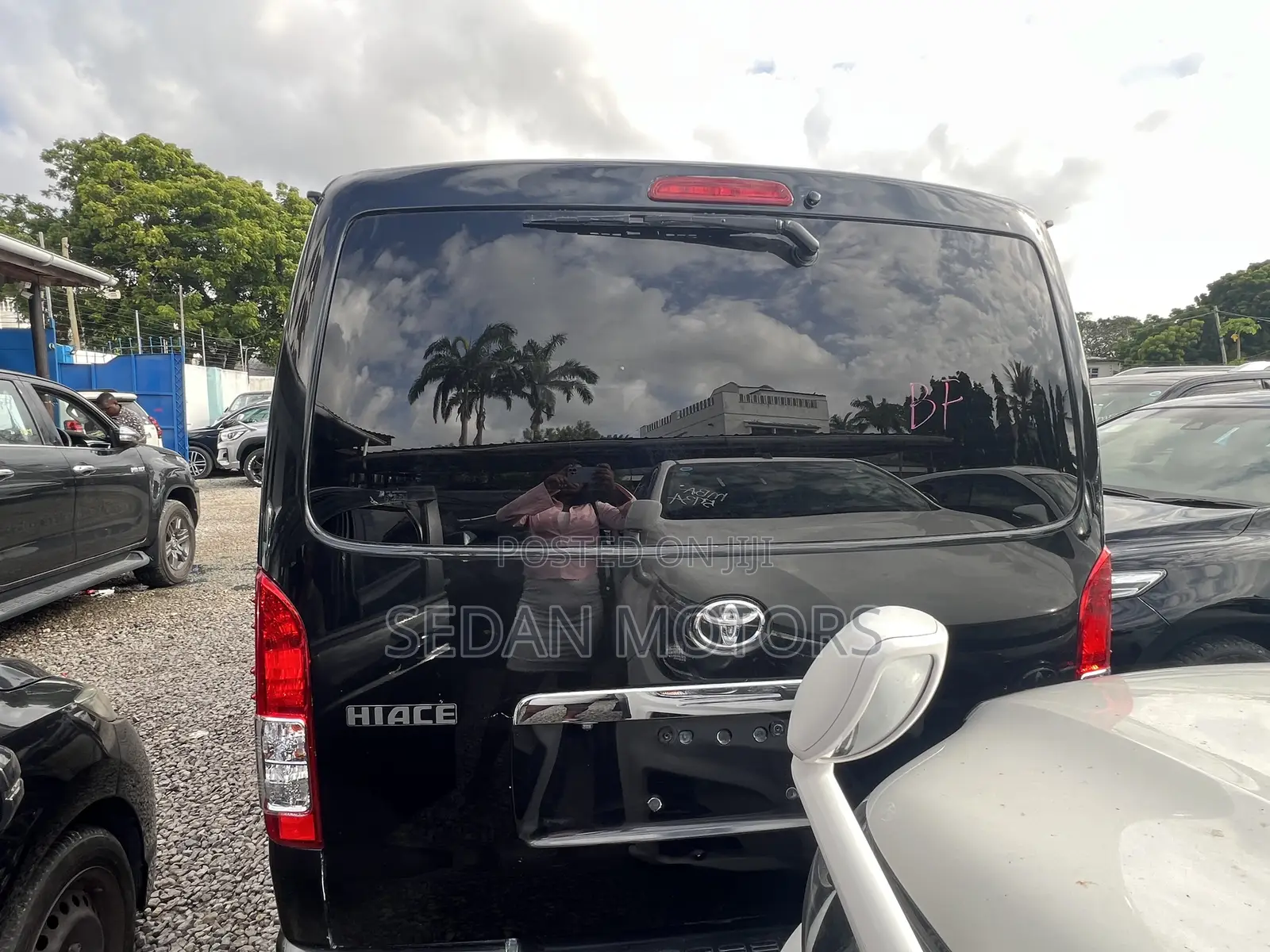 Toyota HiAce 2019 Black