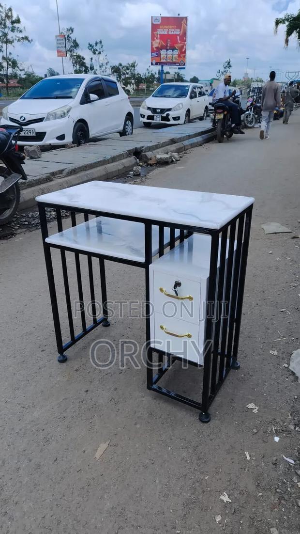Marble Top Manicure Table / Nail Table - main view