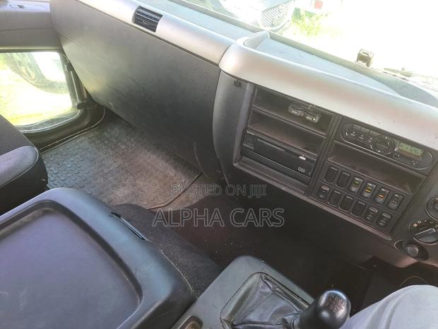 Mitsubishi Fuso Fighter - thumbnail 5